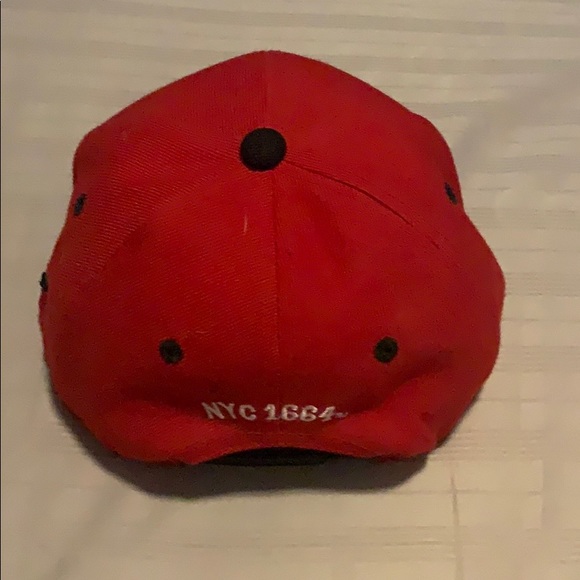 New York City Red Flatcap - Picture 3 of 4